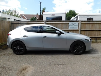 Used Mazda Mazda3 2019 for sale - 76330878: Photo