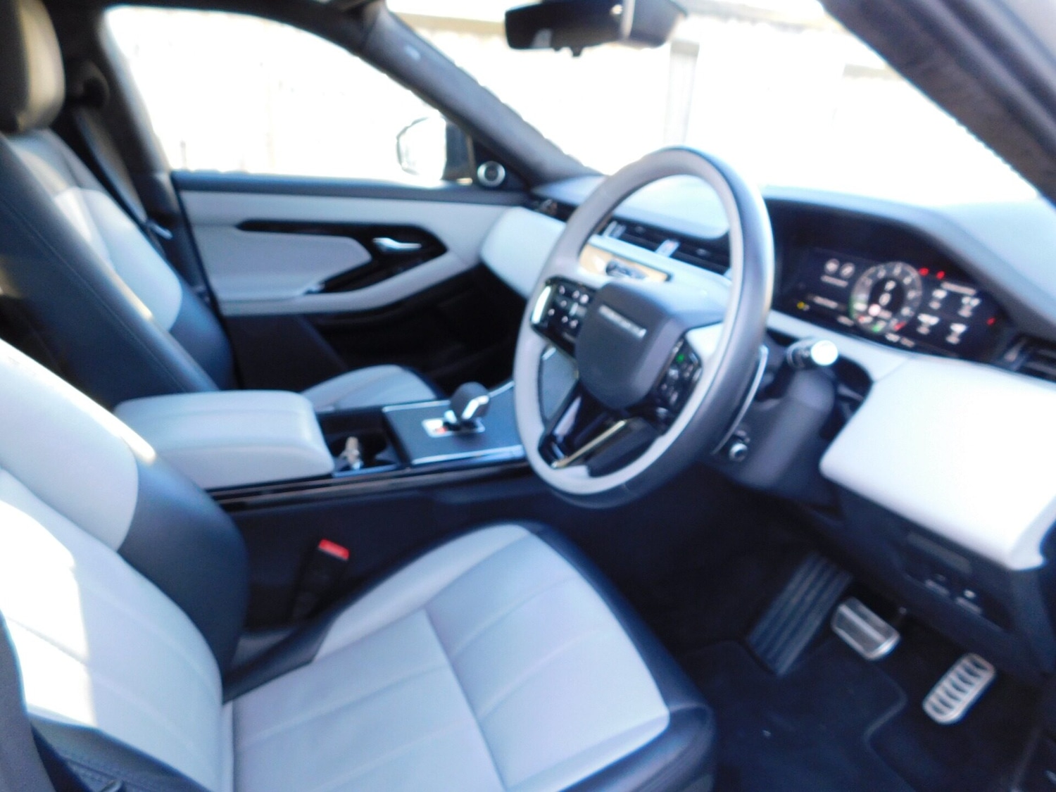 Used Land Rover Range Rover Evoque 2023 for sale - 77086609: Photo 16