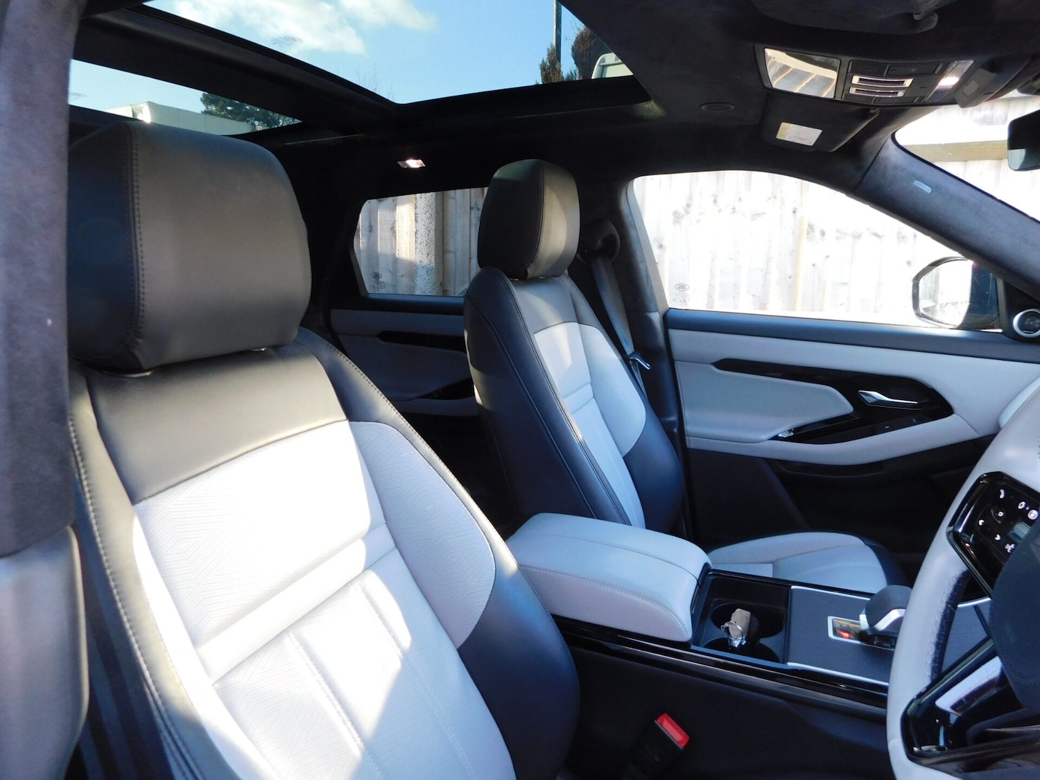 Used Land Rover Range Rover Evoque 2023 for sale - 77086609: Photo 17