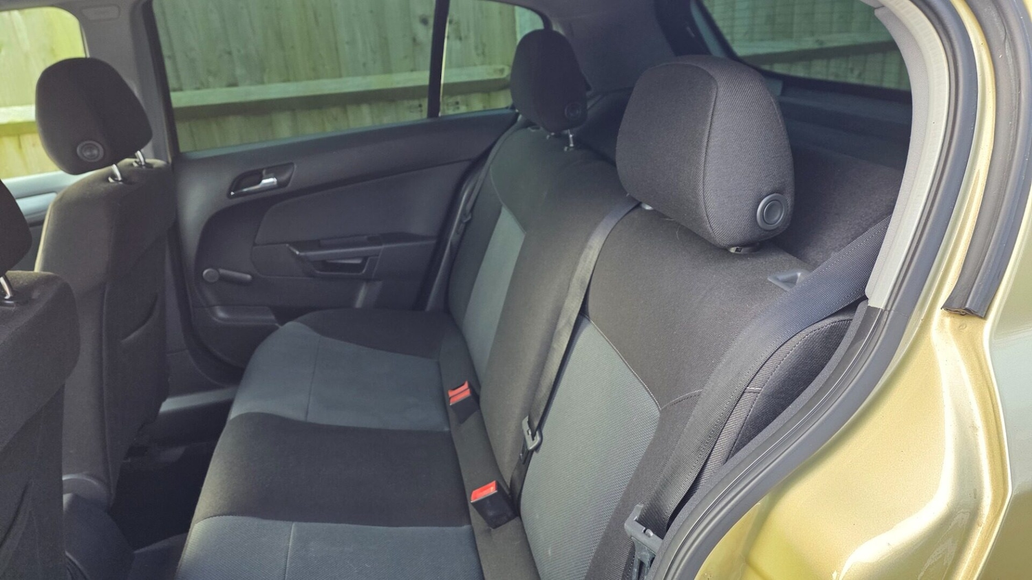 Used Vauxhall Astra 2004 for sale - 77820377: Photo 15