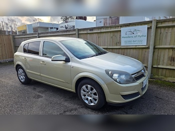 Used Vauxhall Astra 2004 for sale - 77820377: Photo