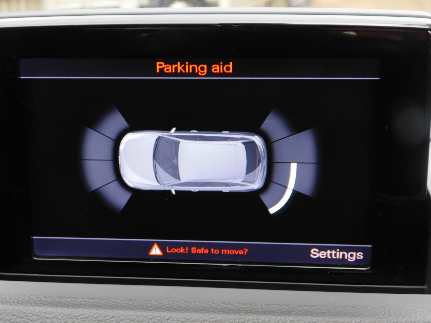 Used Audi Q3 2017 for sale - 76508899: Photo 12