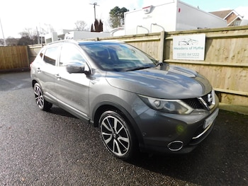 Used Nissan Qashqai 2014 for sale - 77160066: Photo