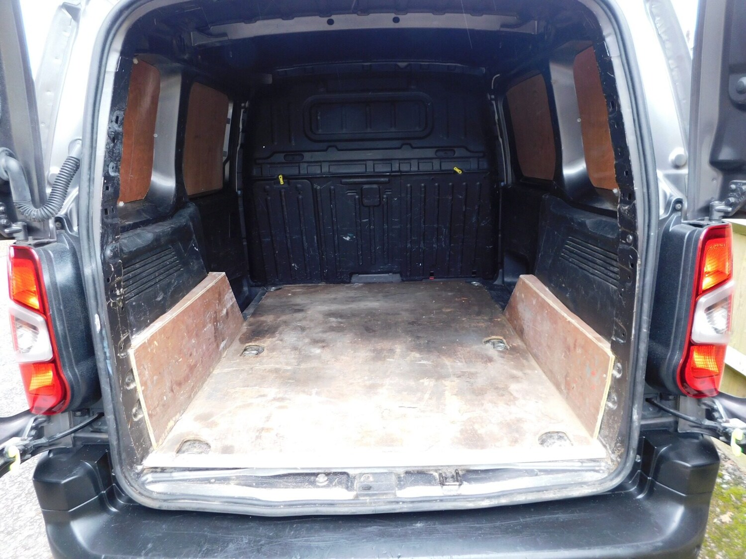 Used Peugeot Partner 2020 for sale - 77546265: Photo 16