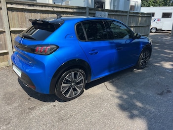 Used Peugeot 208 2022 for sale - 78982960: Photo