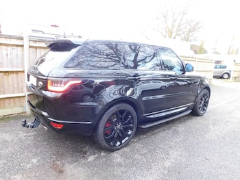 Used Land Rover Range Rover Sport 2016 for sale - 77403533: Photo