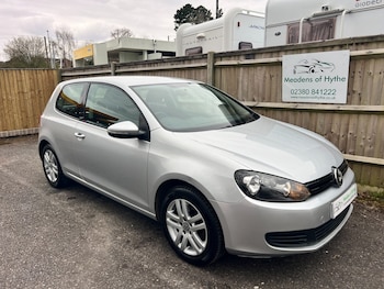 Used Volkswagen Golf 2011 for sale - 77981411: Photo