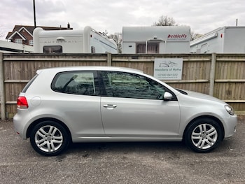 Used Volkswagen Golf 2011 for sale - 77981411: Photo