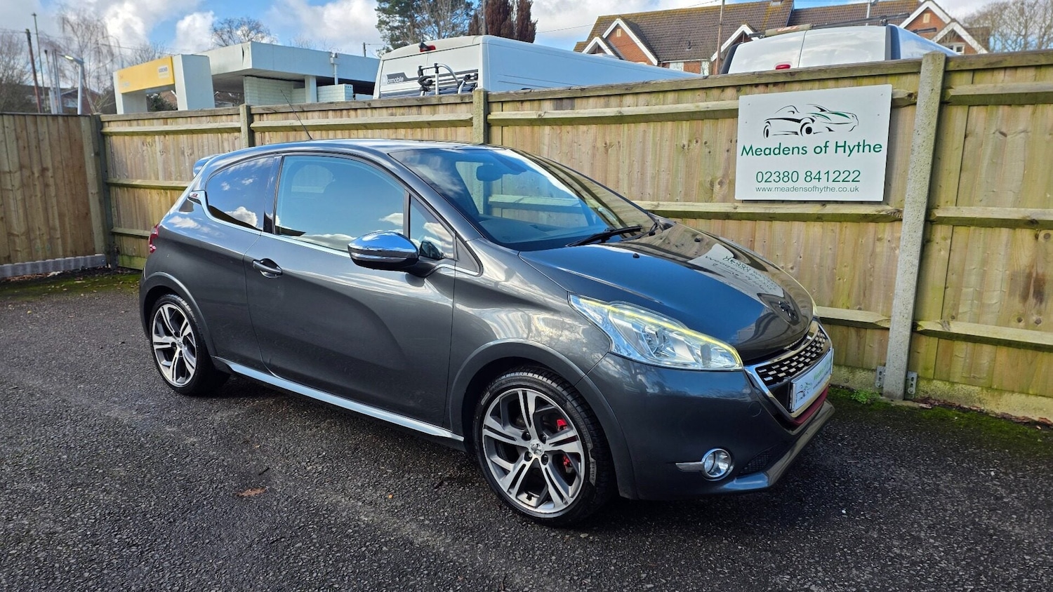 Used Peugeot 208 2015 for sale - 77701990: Photo 2