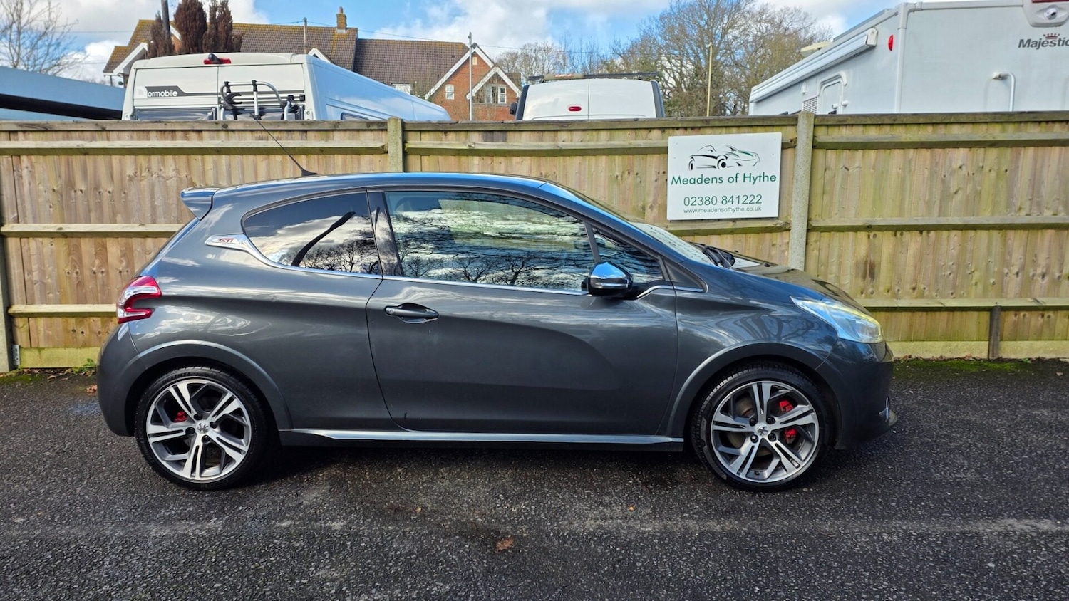 Used Peugeot 208 2015 for sale - 77701990: Photo 3