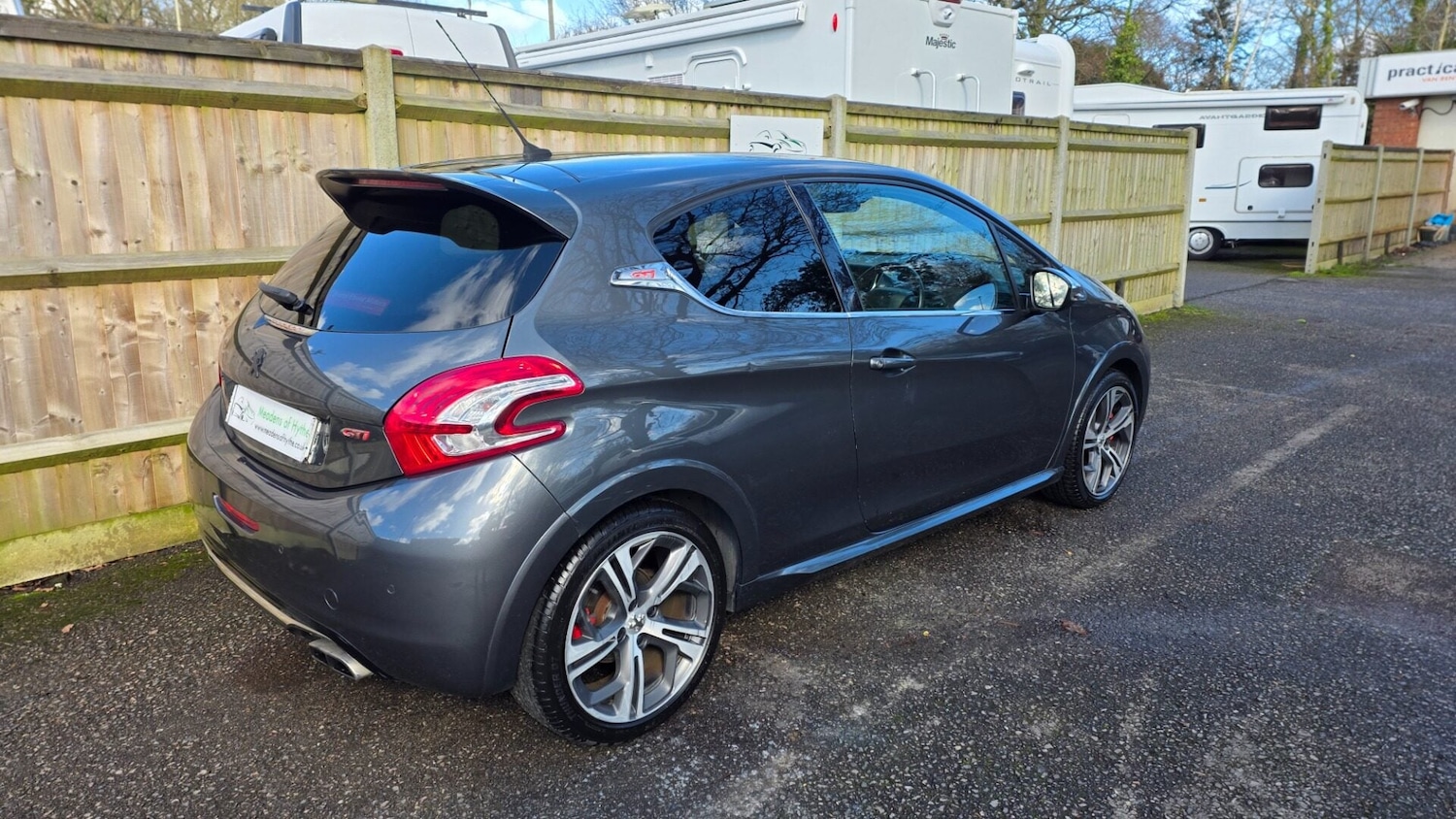 Used Peugeot 208 2015 for sale - 77701990: Photo 4