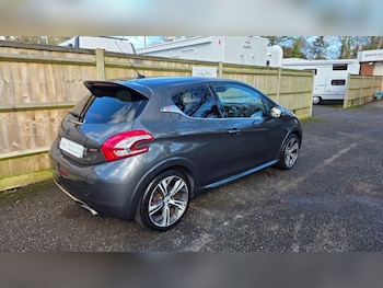 Used Peugeot 208 2015 for sale - 77701990: Photo