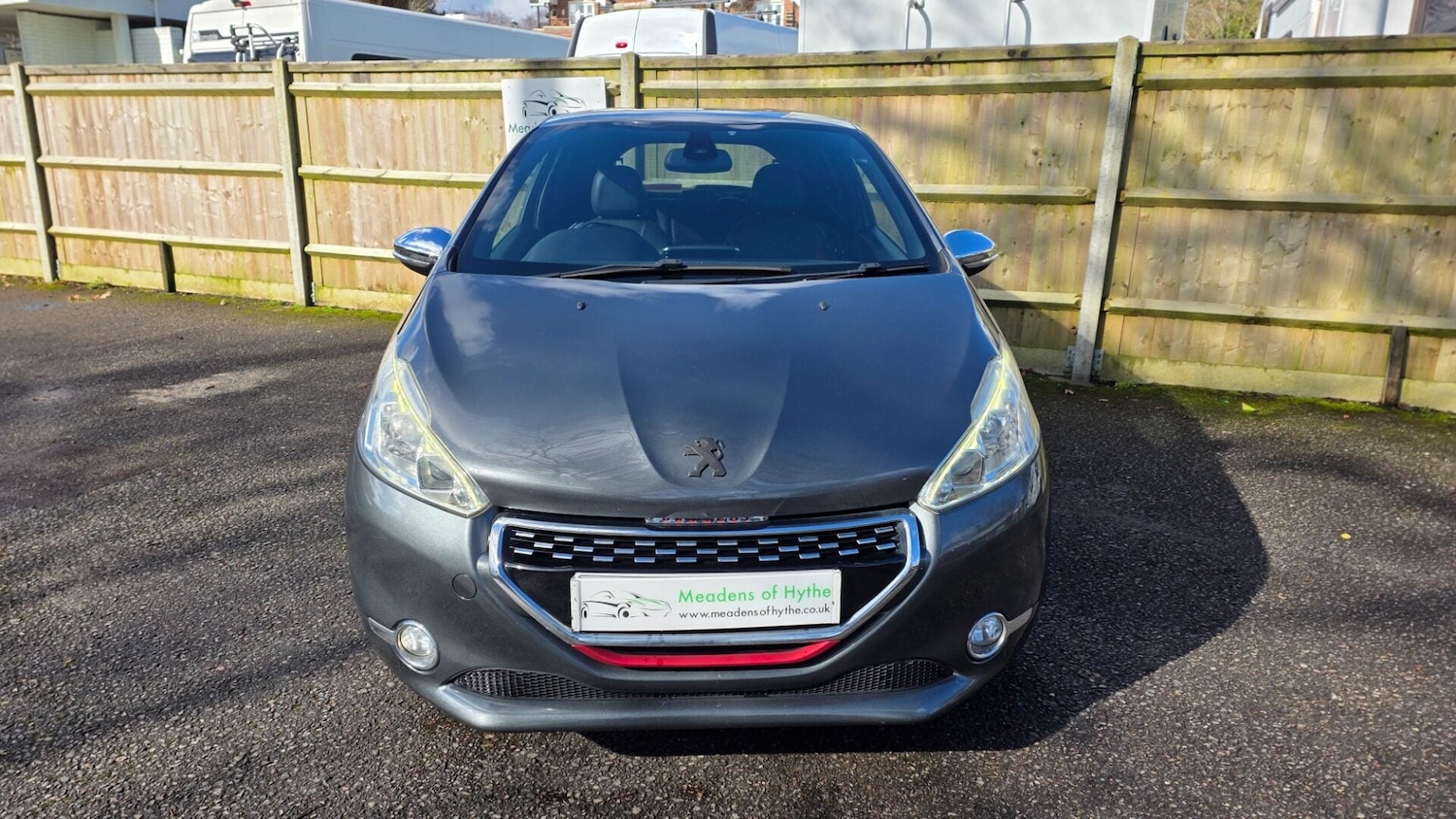 Used Peugeot 208 2015 for sale - 77701990: Photo 9