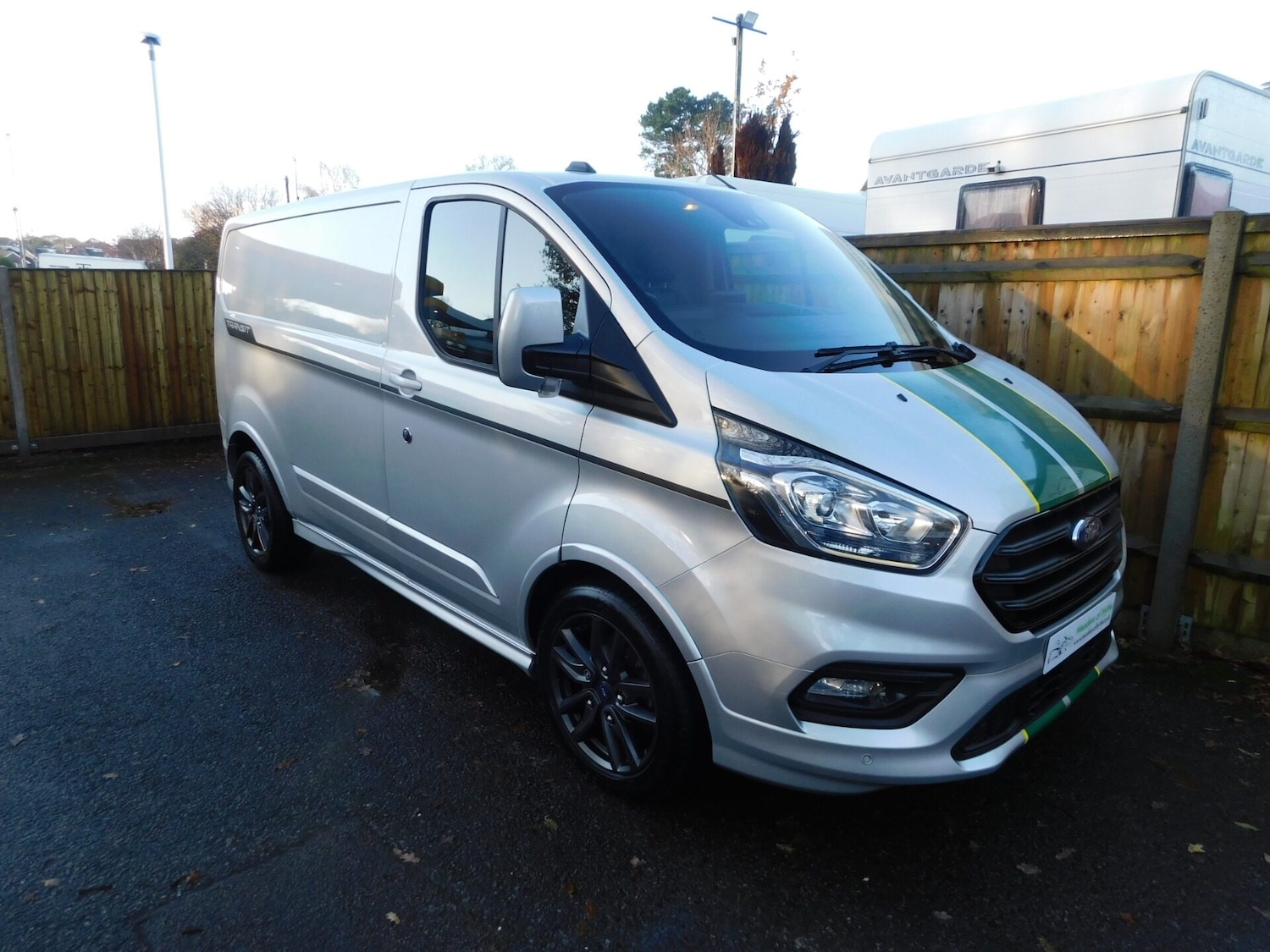 Used Ford Transit Custom 2020 for sale - 76783117: Photo 2