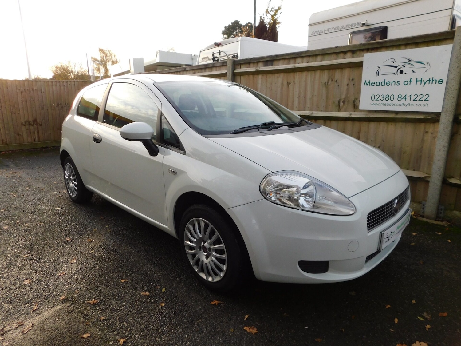 Used Fiat Grande Punto 2009 for sale - 76555298: Photo 2