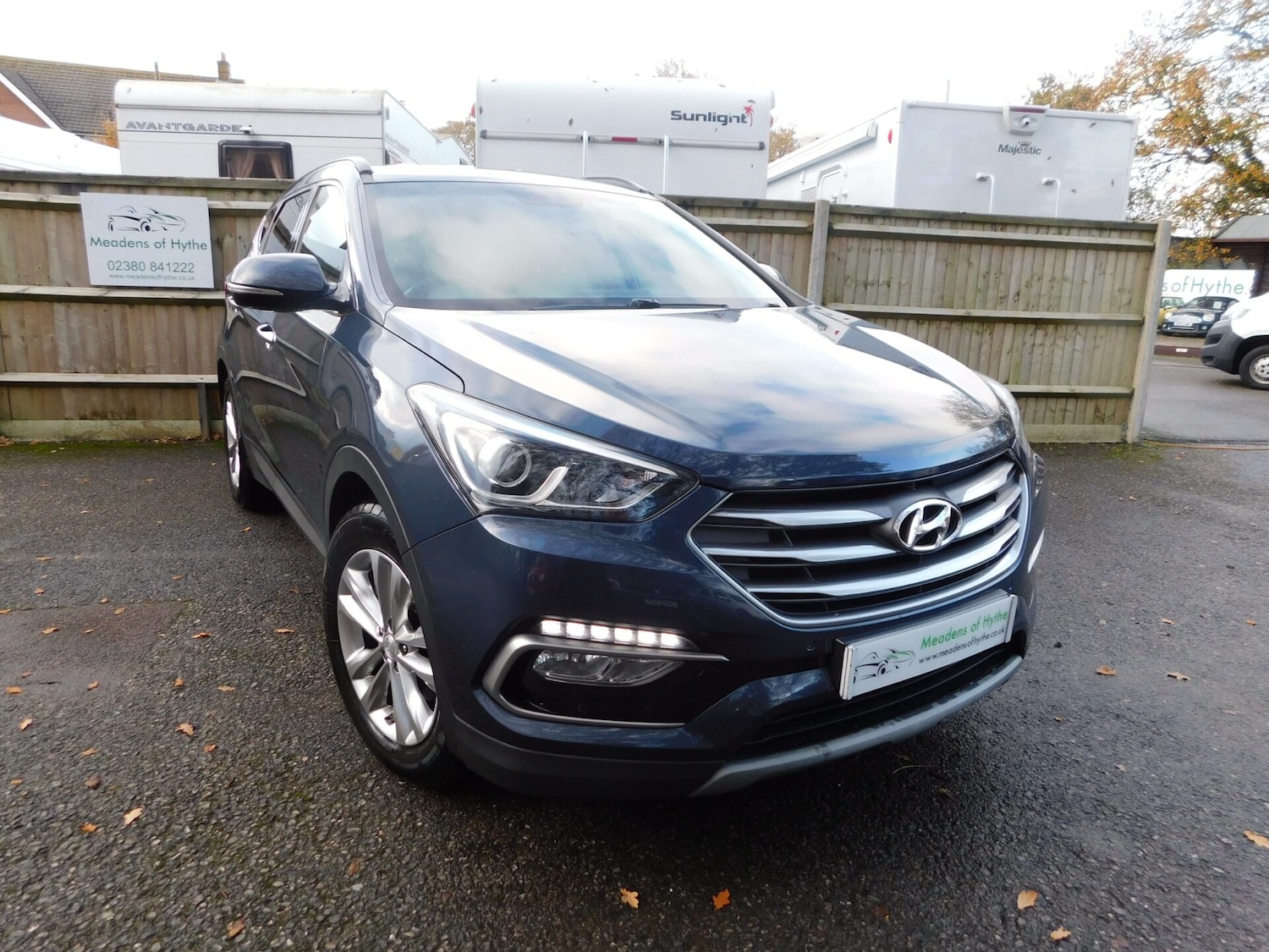 Used Hyundai Santa Fe 2018 for sale - 76581310: Photo 1