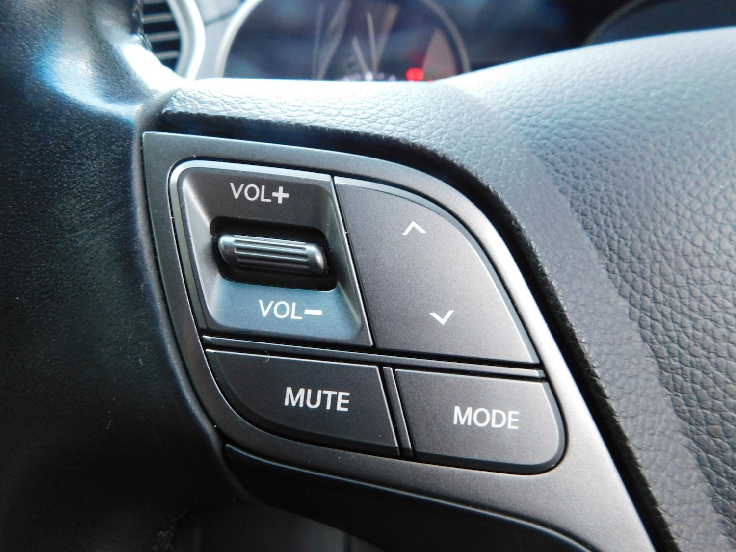 Used Hyundai Santa Fe 2018 for sale - 76581310: Photo 14