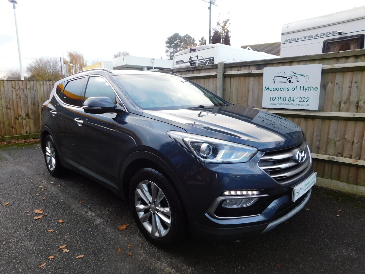 Used Hyundai Santa Fe 2018 for sale - 76581310: Photo 2