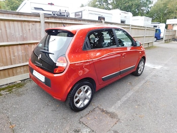 Used Renault Twingo 2015 for sale - 76330874: Photo