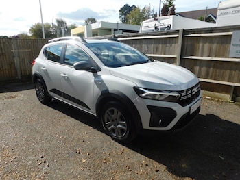 Used Dacia Sandero Stepway 2023 for sale - 76330859: Photo