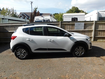 Used Dacia Sandero Stepway 2023 for sale - 76330859: Photo