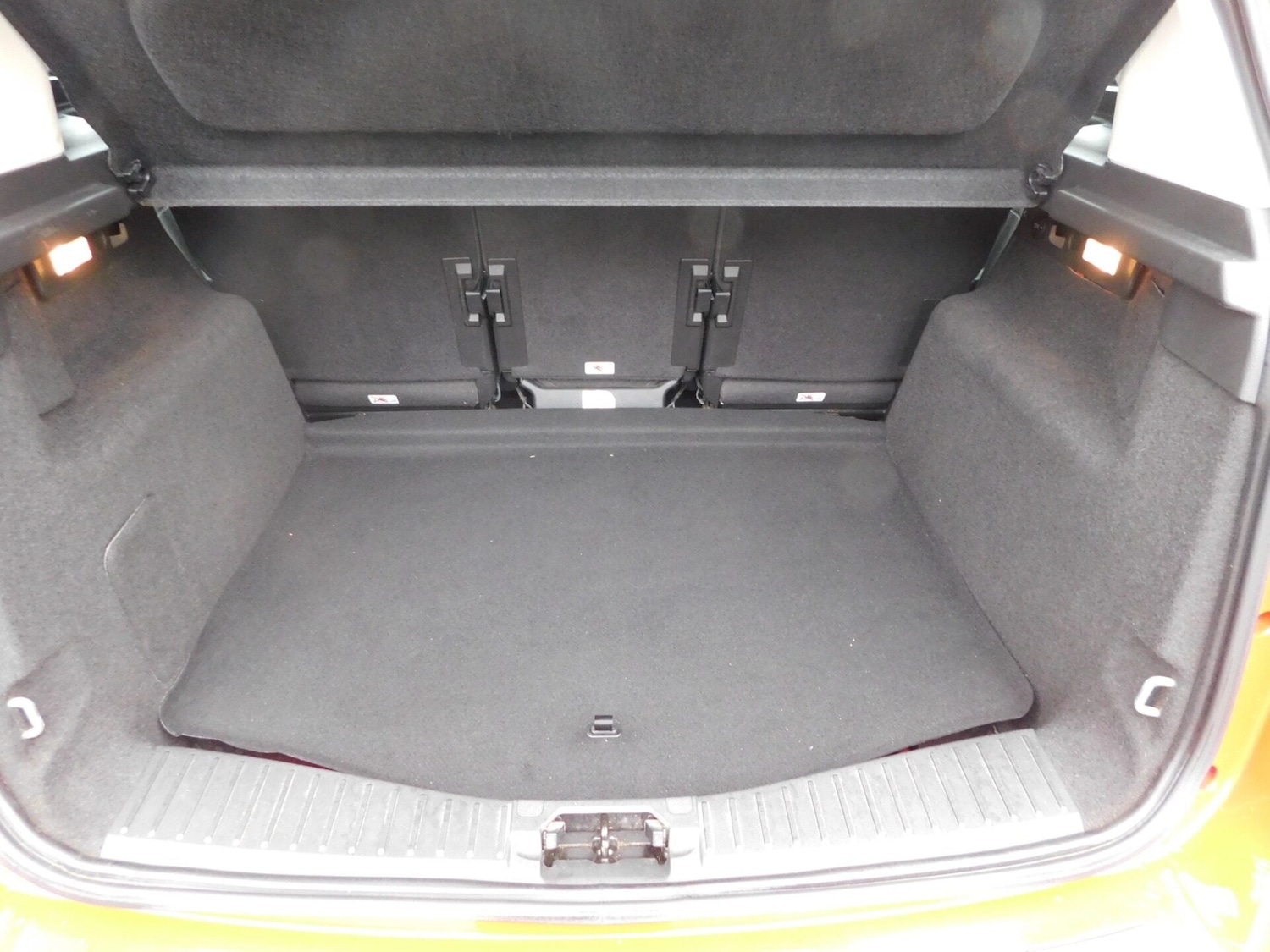 Used Ford C-Max 2016 for sale - 77628919: Photo 21