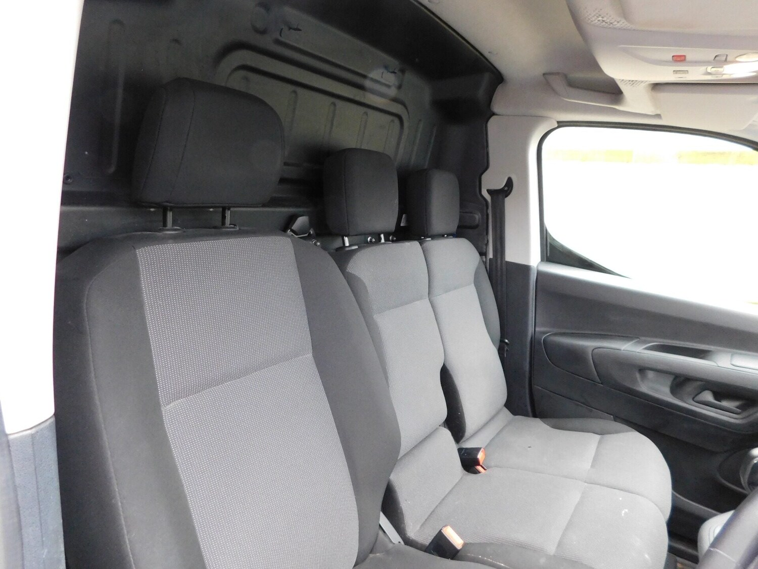 Used Peugeot Partner 2021 for sale - 77379330: Photo 13