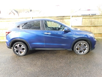 Used Honda HR-V 2015 for sale - 77160067: Photo