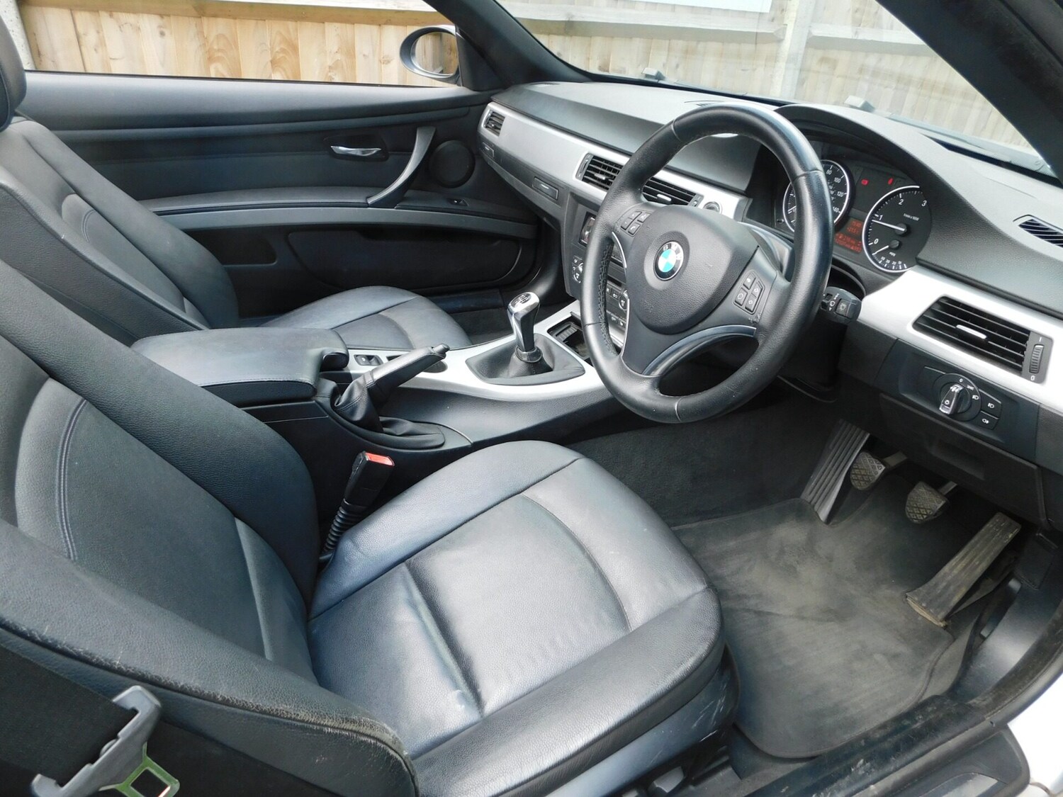 Used BMW 3 Series 2010 for sale - 76330877: Photo 14