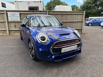 Used MINI Hatch 2018 for sale - 79394900: Photo