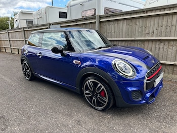 Used MINI Hatch 2018 for sale - 79394900: Photo