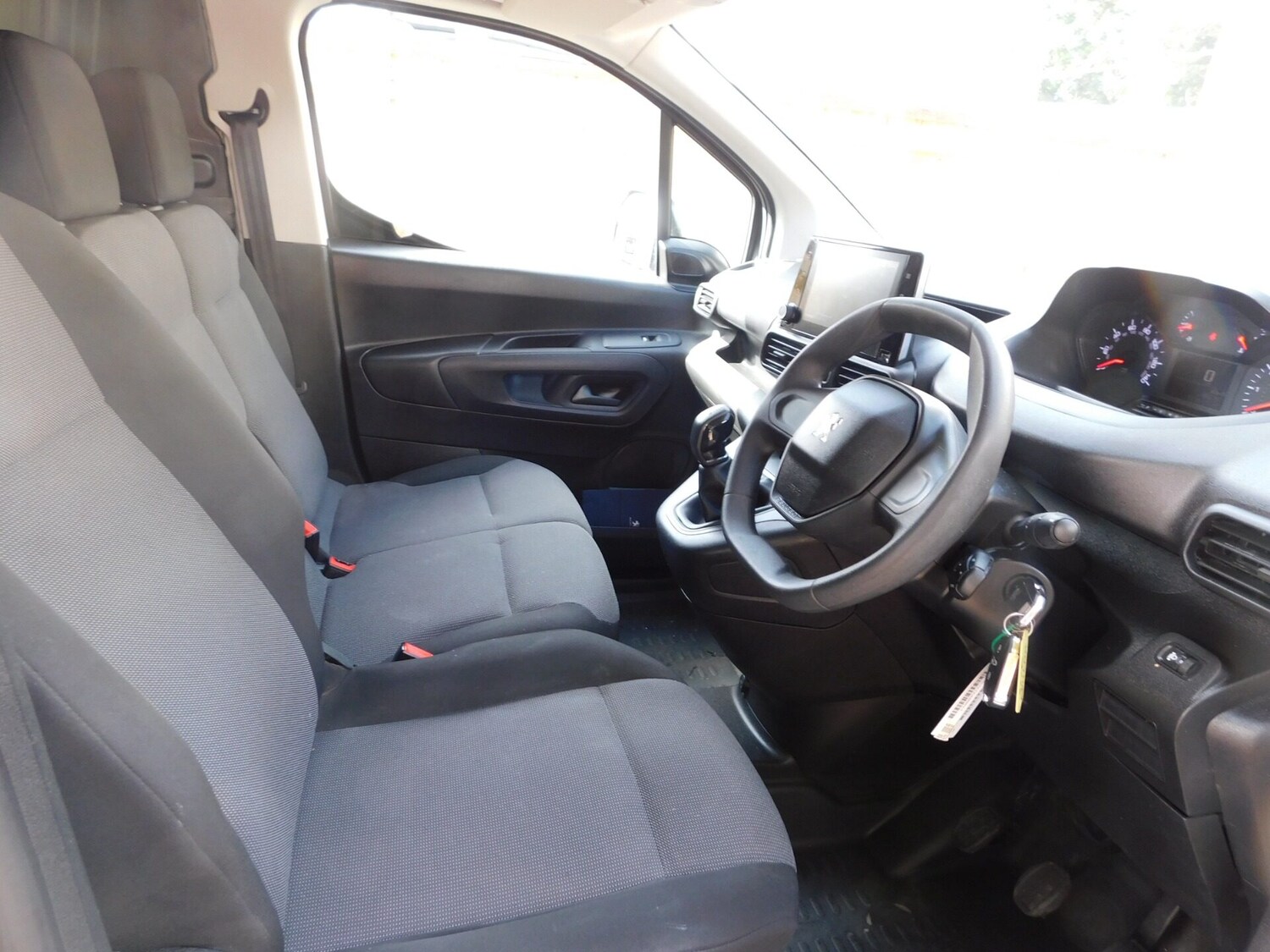 Used Peugeot Partner 2021 for sale - 77220318: Photo 13