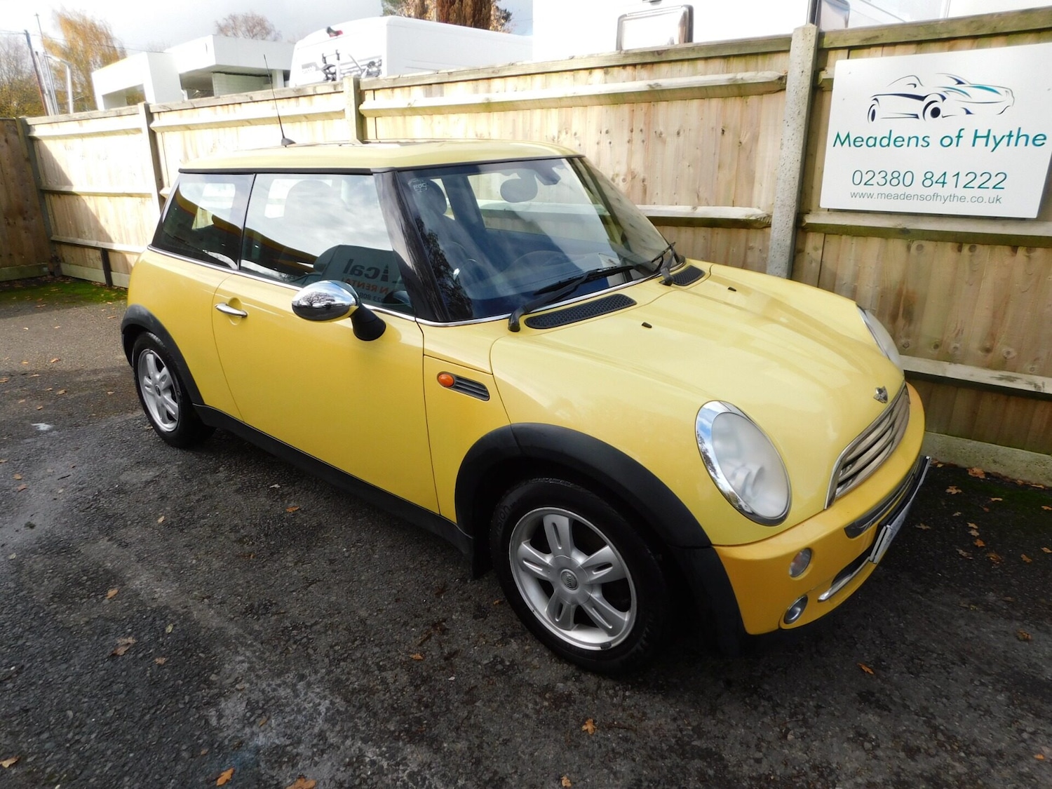 Used MINI Hatch 2005 for sale - 76545896: Photo 2
