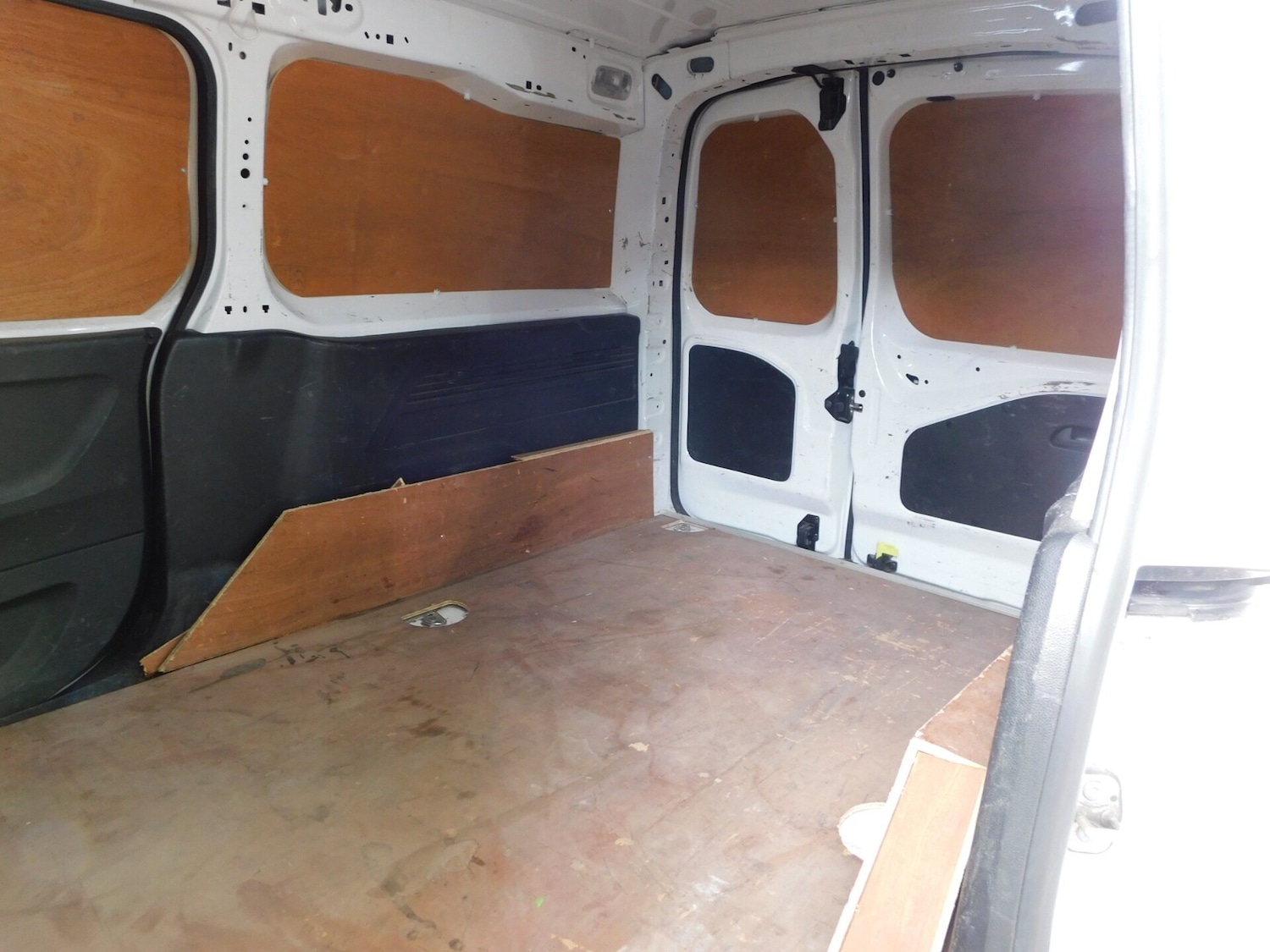 Used Peugeot Partner 2021 for sale - 76363135: Photo 16