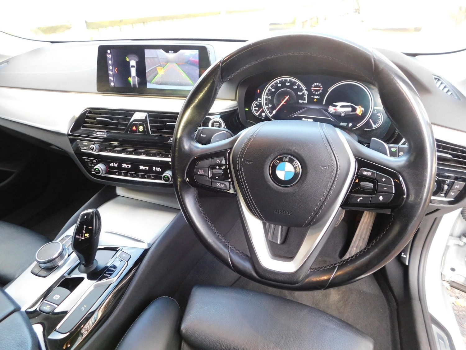 Used BMW 5 Series 2017 for sale - 76891682: Photo 11