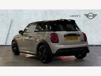 Used MINI Hatch 2022 for sale - 76675007: Photo