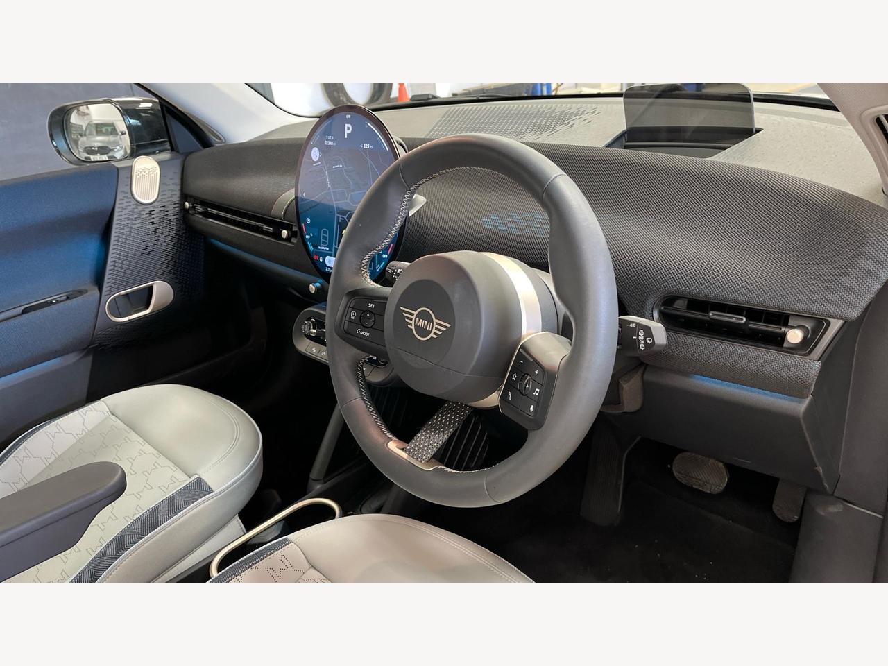 Used MINI Cooper 2025 for sale - 76678192: Photo 6