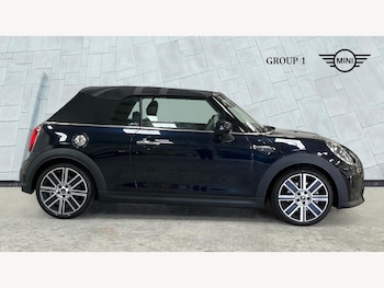 Used MINI Convertible 2021 for sale - 76681375: Photo