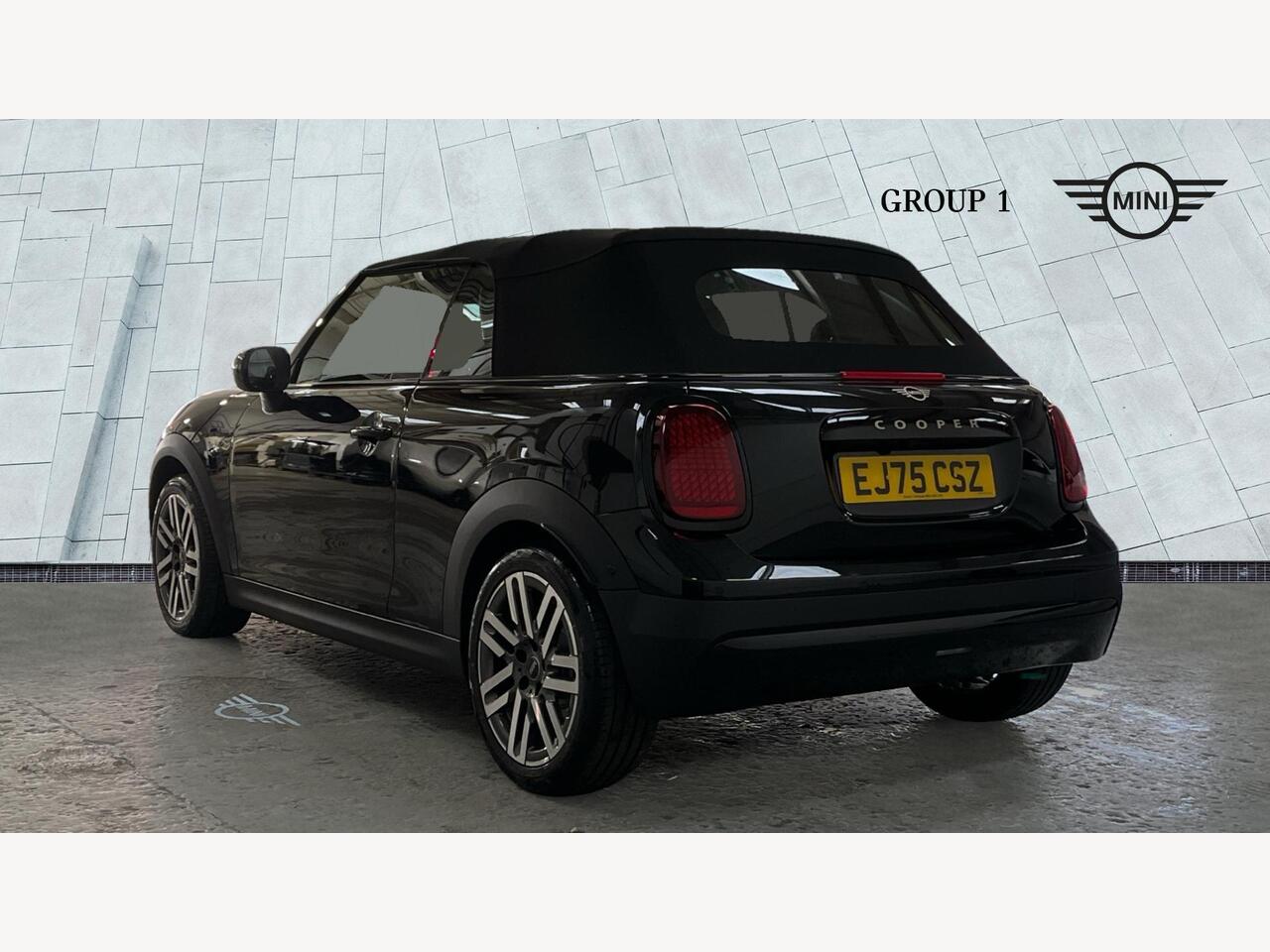 Used MINI Cooper 2025 for sale - 76692536: Photo 2