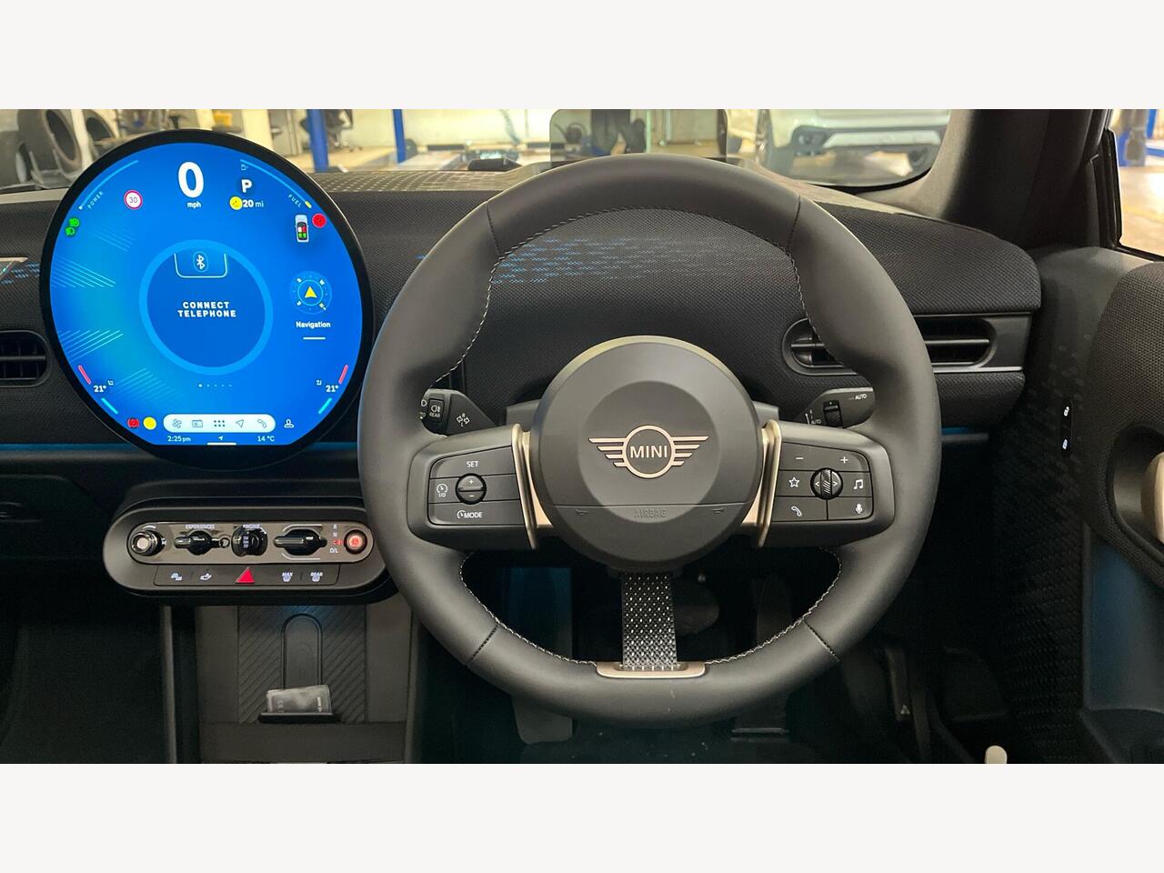 Used MINI Cooper 2025 for sale - 76692536: Photo 5