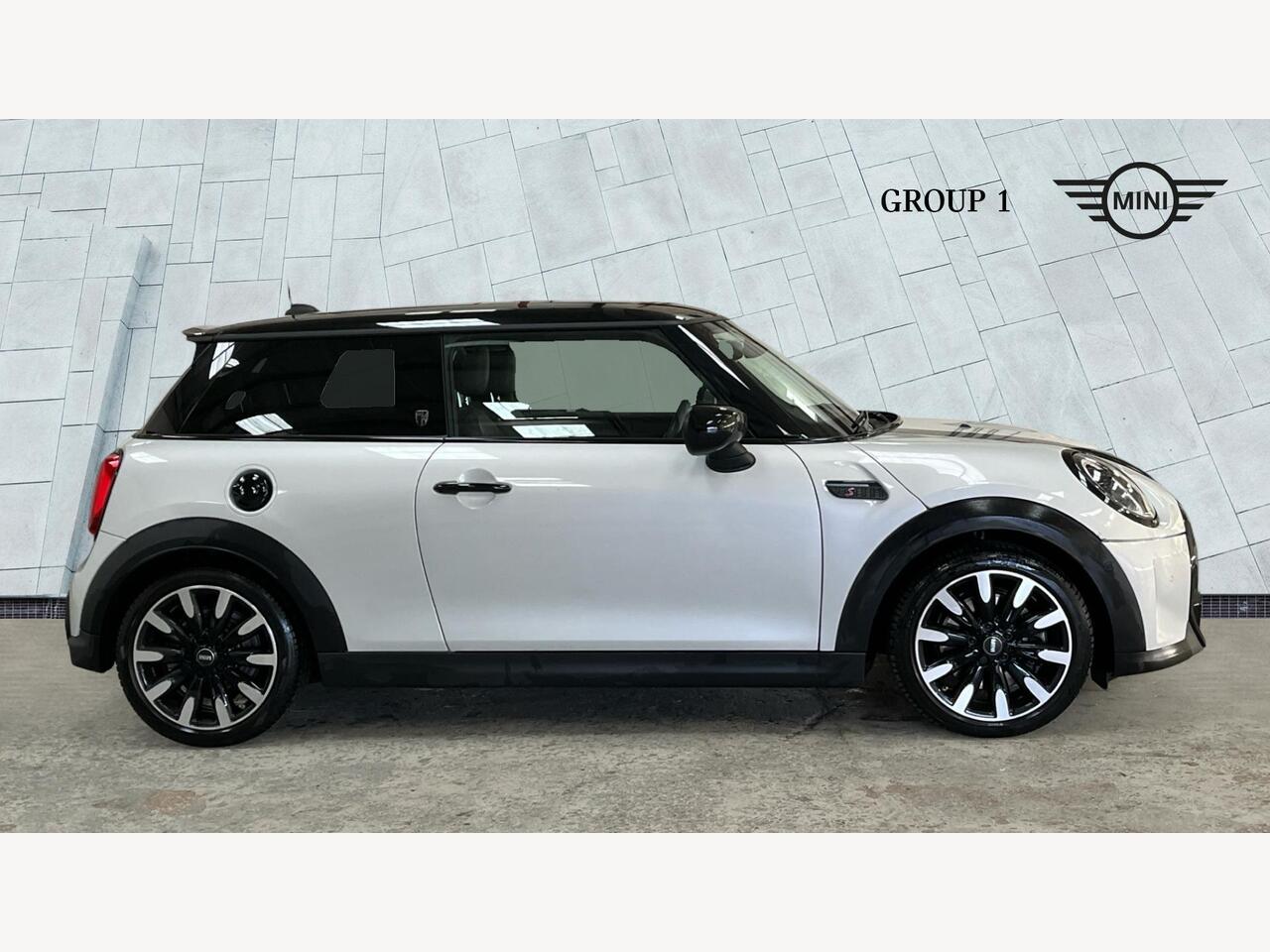 Used MINI Hatch 2023 for sale - 76977555: Photo 3