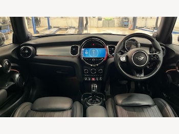 Used MINI Hatch 2023 for sale - 76977555: Photo