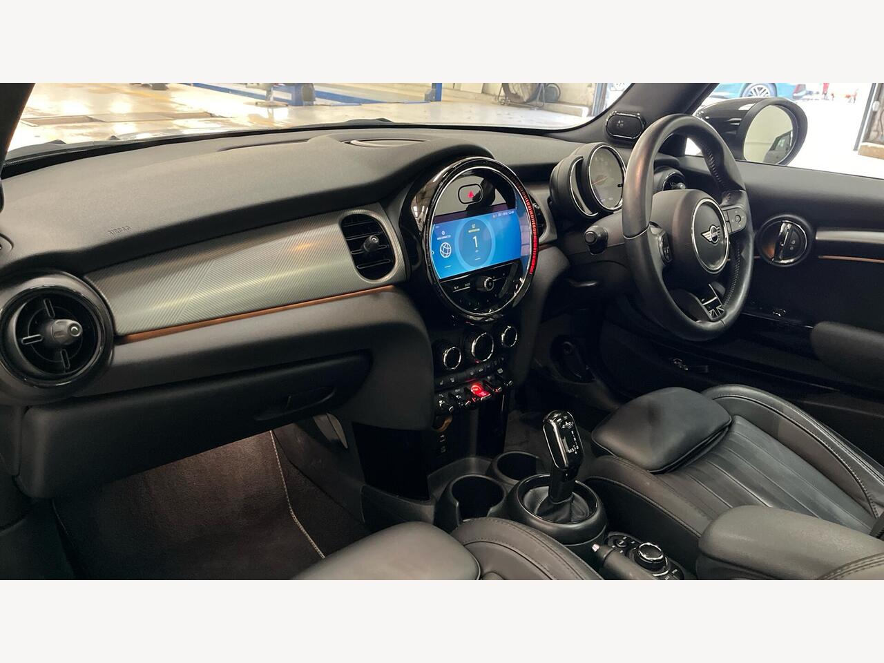 Used MINI Hatch 2023 for sale - 76977555: Photo 7