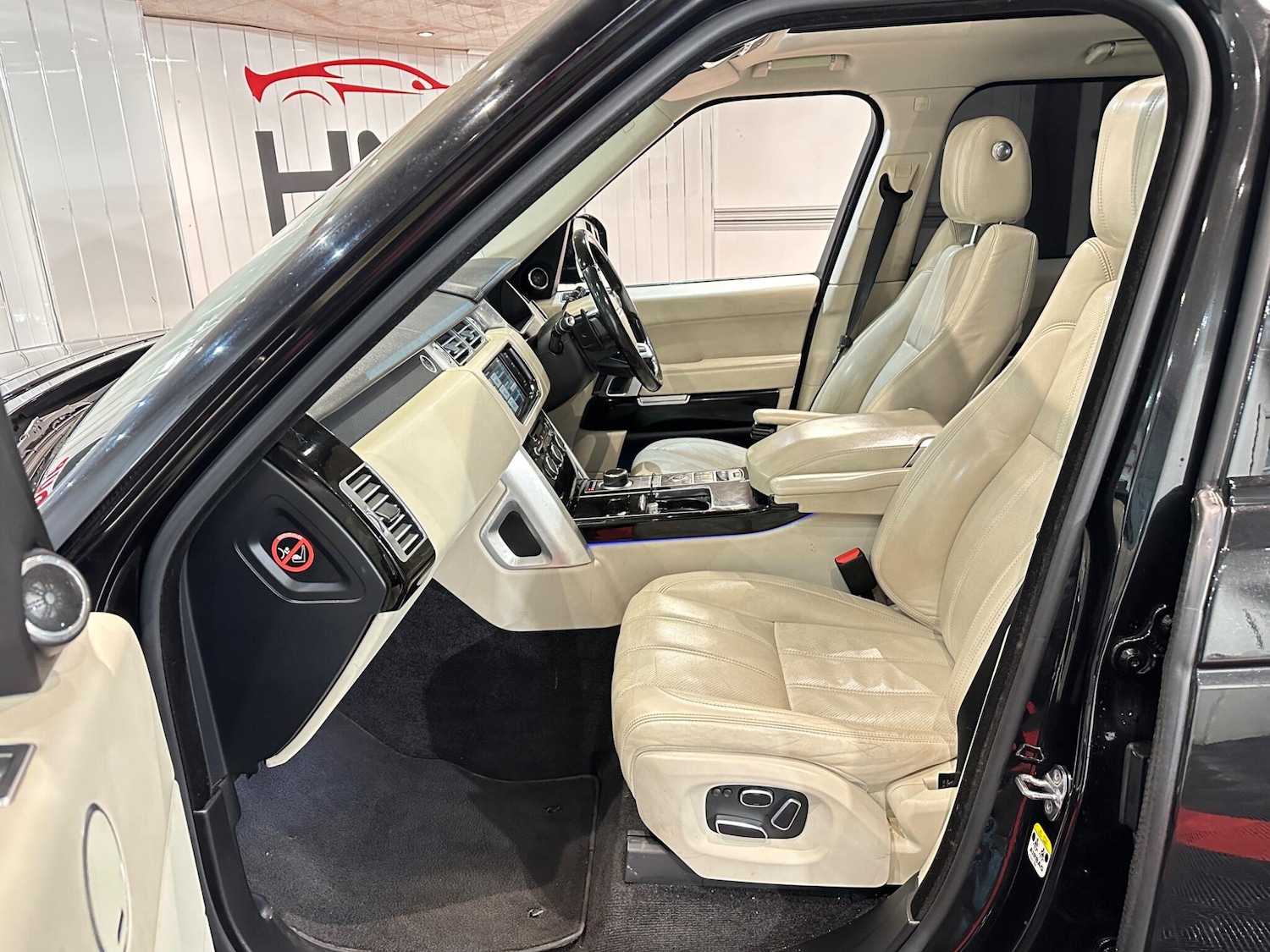 Used Land Rover Range Rover 2014 for sale - 76942677: Photo 28