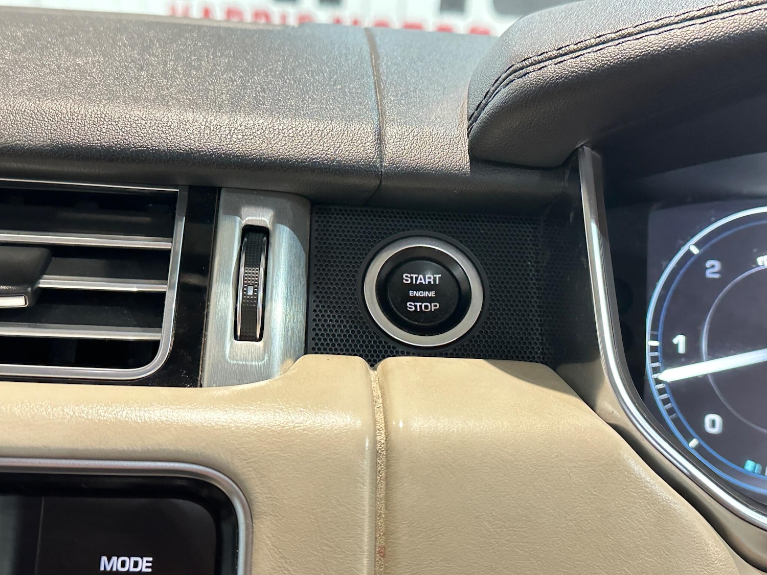 Used Land Rover Range Rover 2014 for sale - 76942677: Photo 45