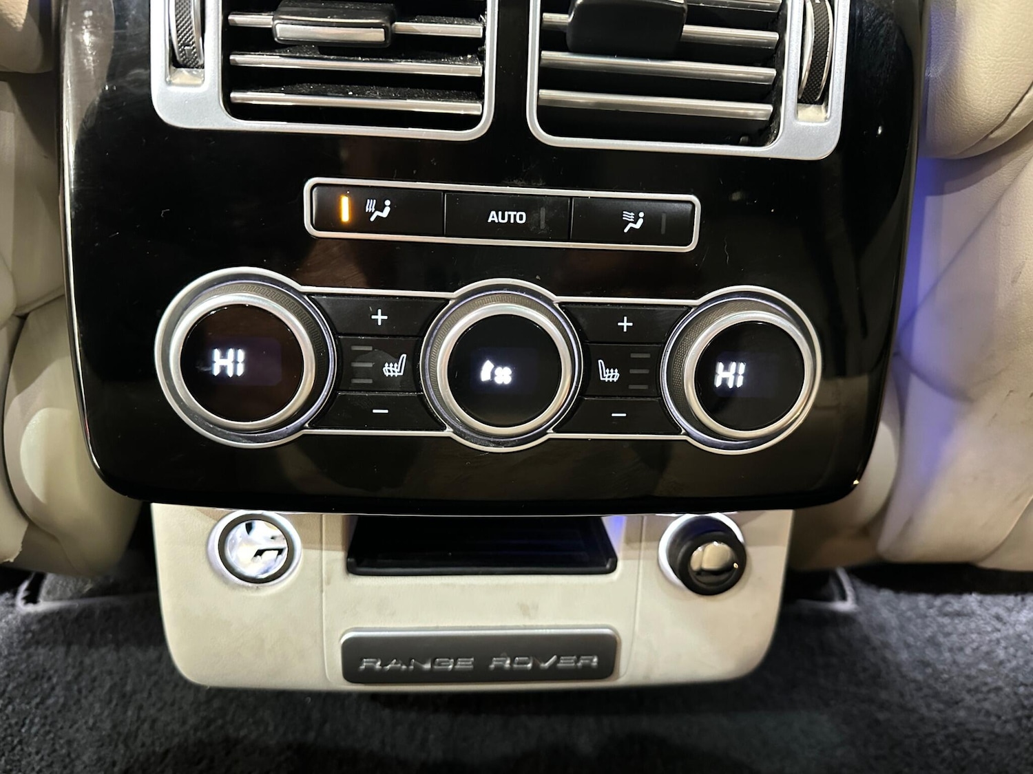 Used Land Rover Range Rover 2014 for sale - 76942677: Photo 47