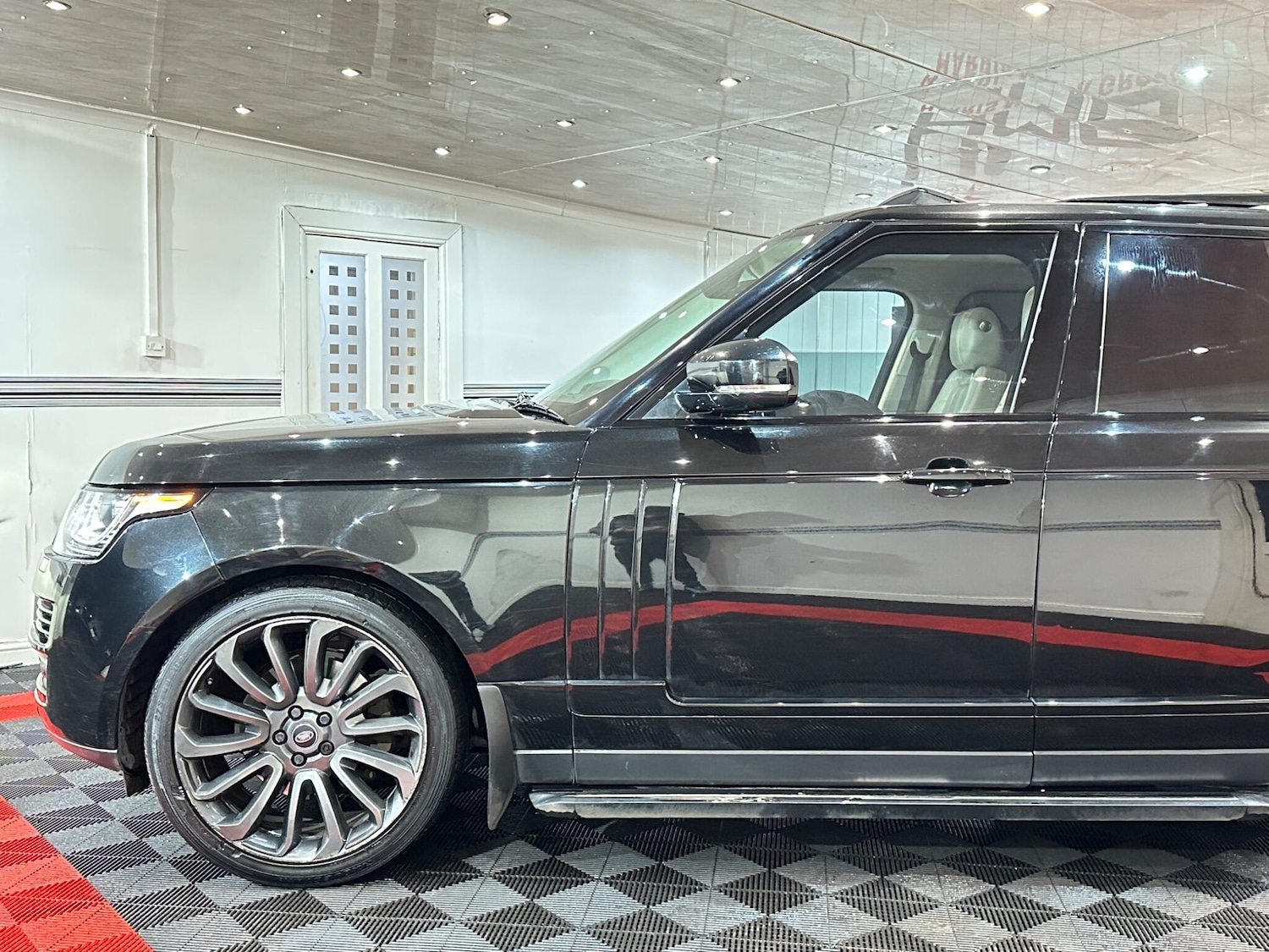 Used Land Rover Range Rover 2014 for sale - 76942677: Photo 70