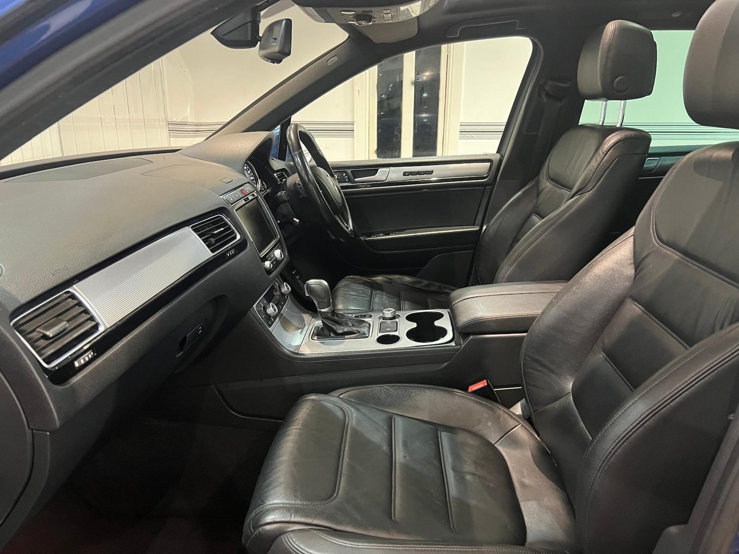Used Volkswagen Touareg 2015 for sale - 76189603: Photo 15