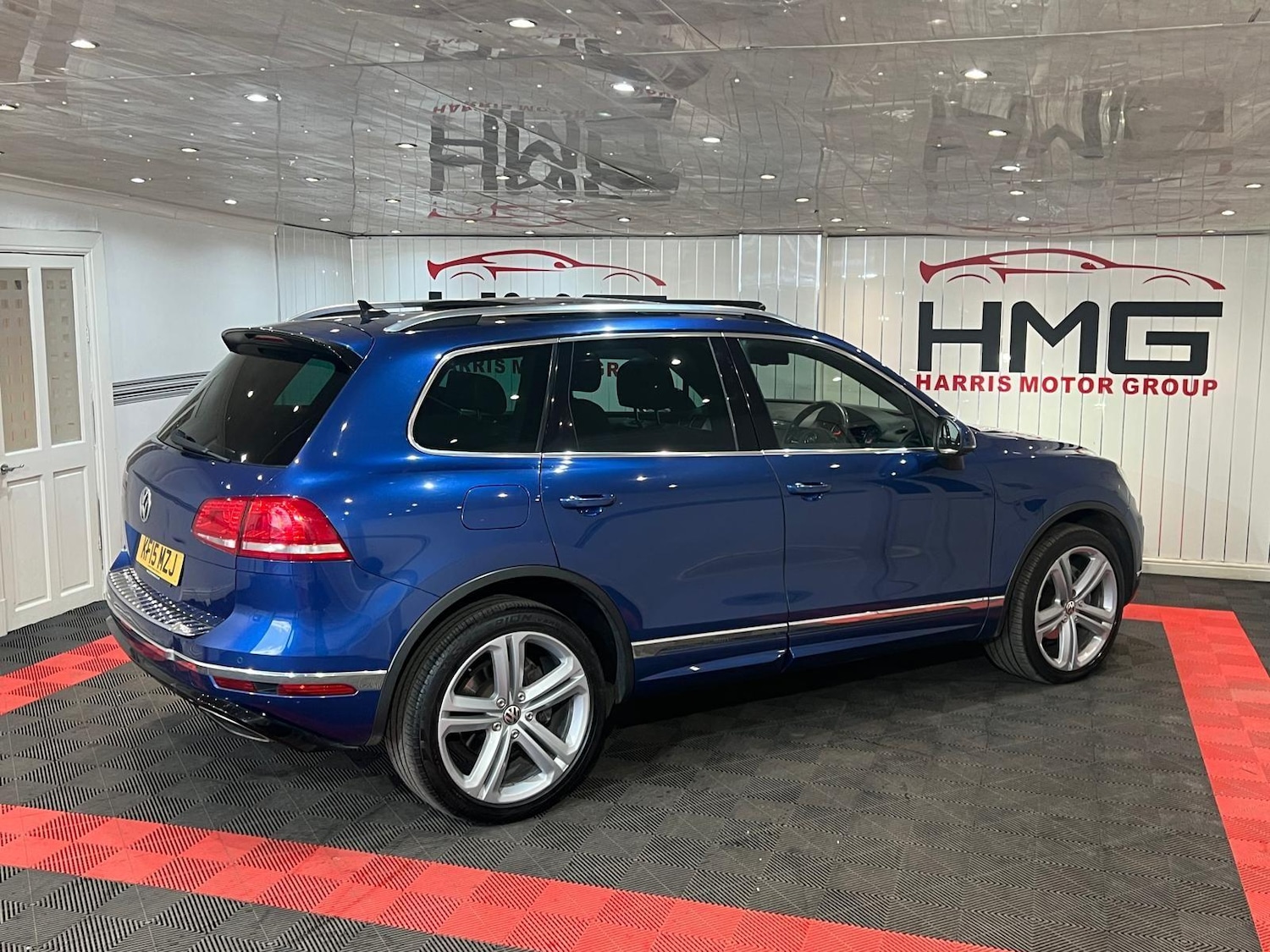 Used Volkswagen Touareg 2015 for sale - 76189603: Photo 8