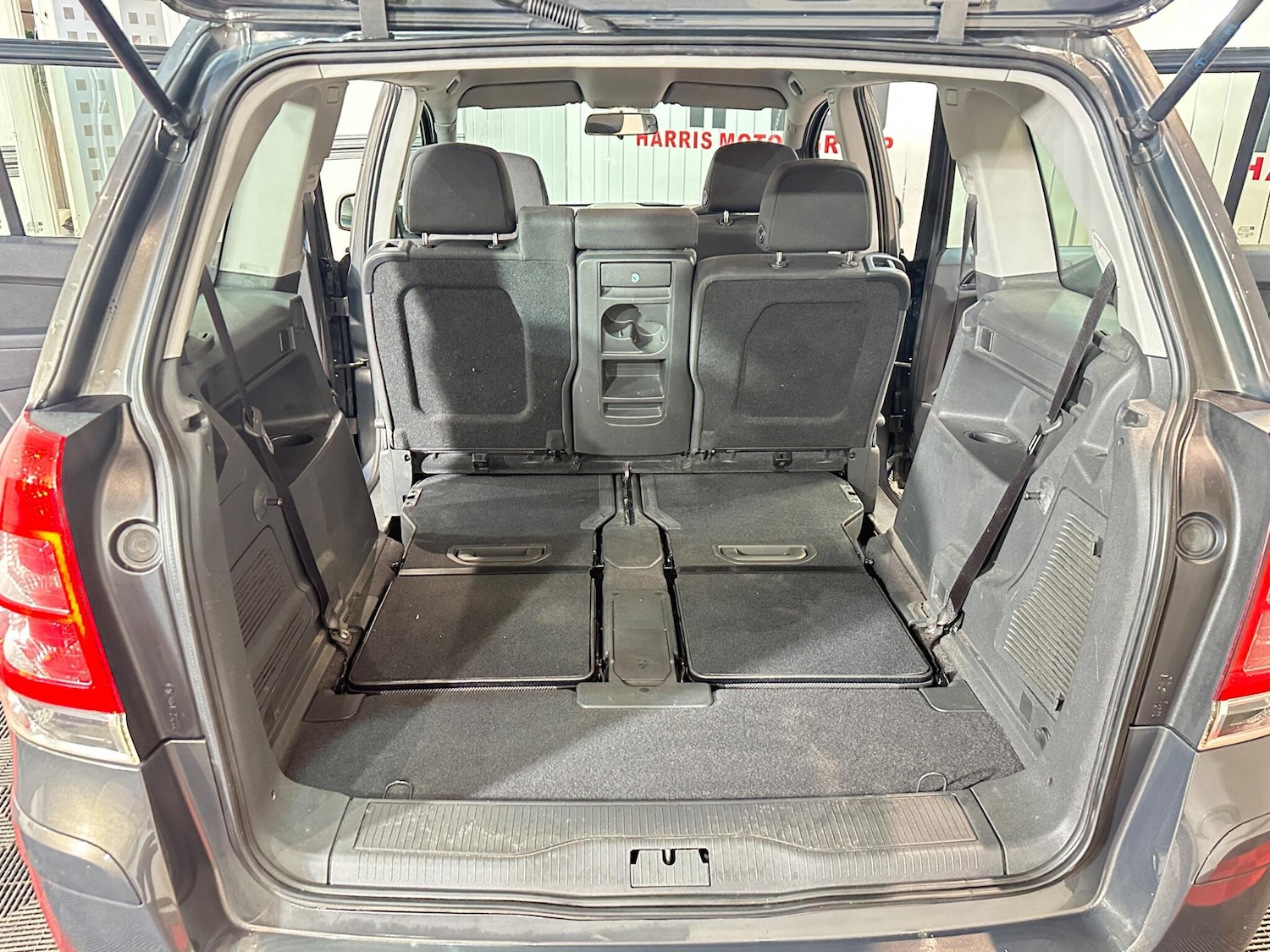 Used Vauxhall Zafira 2013 for sale - 76997306: Photo 22